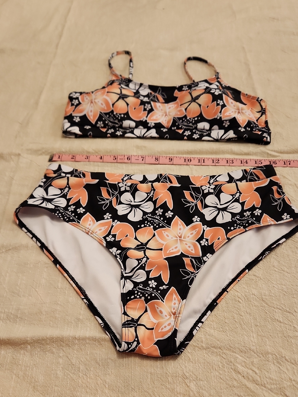 Women NWOT Floral Two-Piece Bikini Set in Black & Peach Size XL
